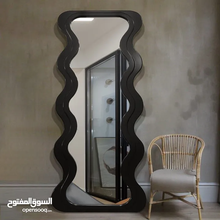 خلي كل نظرة بالمرآة لحظة جمال  مرايا ستاند بإطار مخملي فاخر