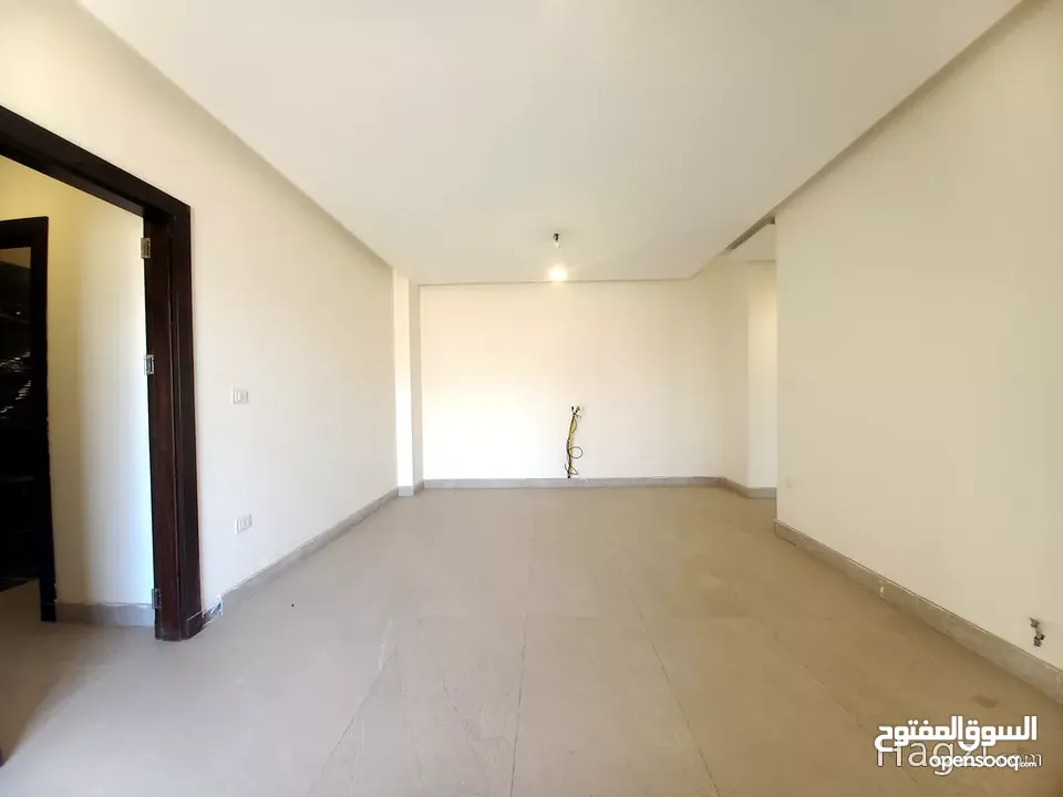 شقة طابقية للبيع في ضاحية النخيل  ( Property ID : 33942 )