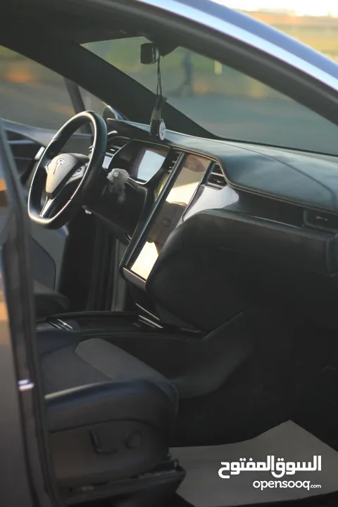 Tesla MODEL X 75D 2018 4*4 بحالة الوكاله بسعر مغررررري