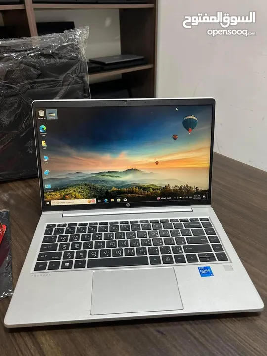 Laptop hp probook جيل 11 / ram 16 / ssd 512 مواصفات مميزة جدا معدن امريكي كيبورد مضيء شاشة framless