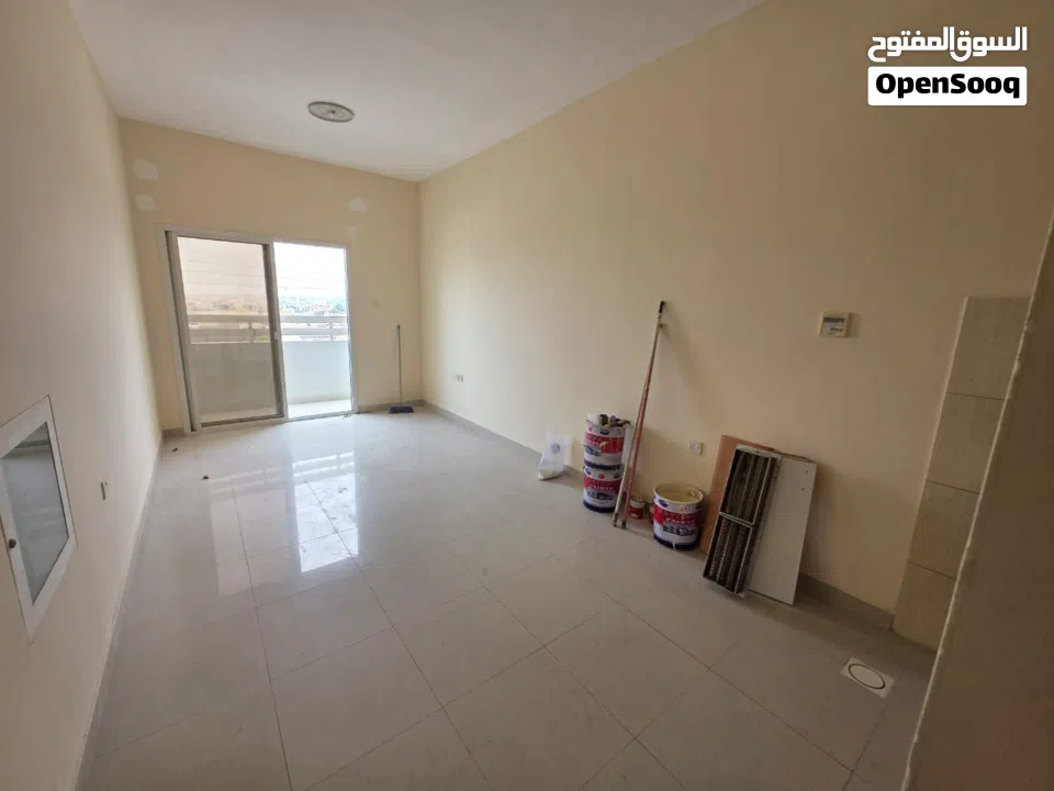 اقل اللاسعار في عجما استديو ببلكونه بالحميديه