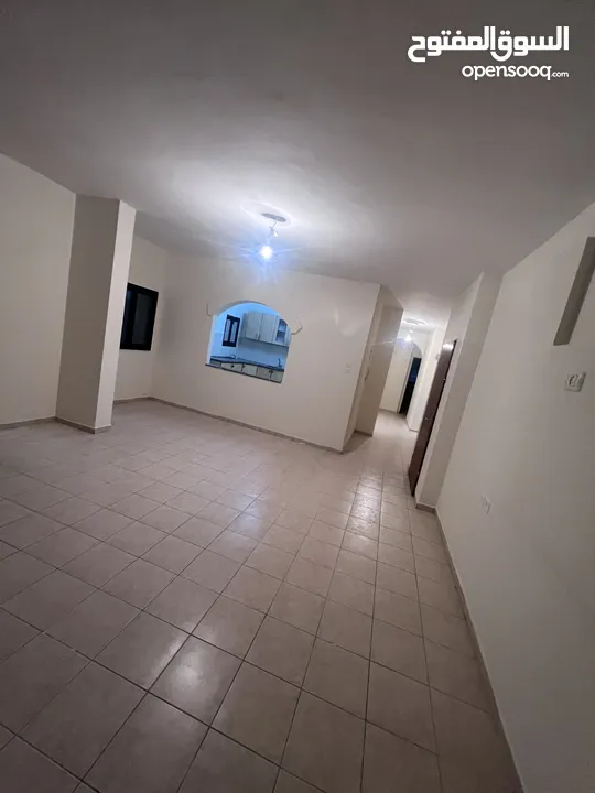 شقة غير مفروشة للإيجار في منطقة سطح مرحبا
