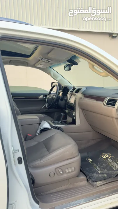 لكزس GX460 للبيع بحالة ممتازة GX 460 for sale