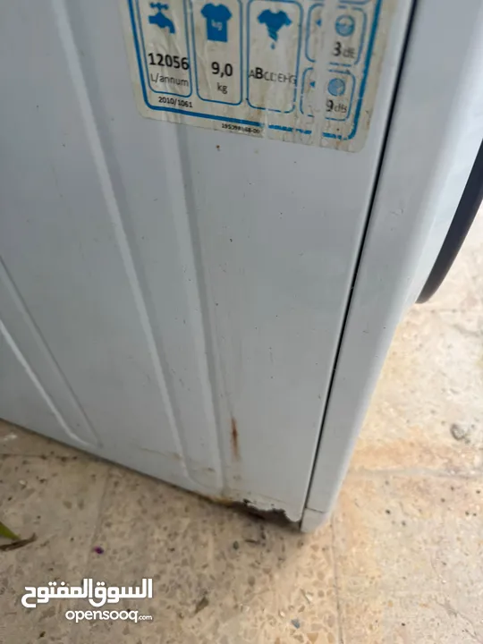 فرن غاز و غسالة اوتوماتيك و طاولة سفرة