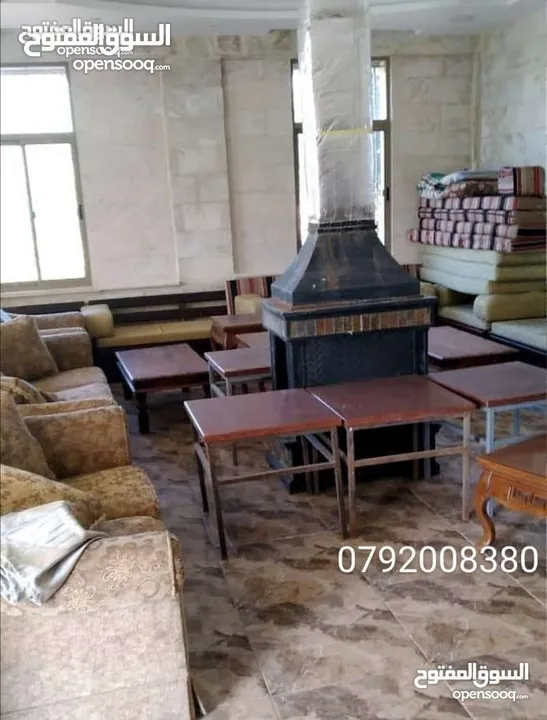 مزرعة لقطة مميزة مع بيت طابقين مطلة ومرتفعة