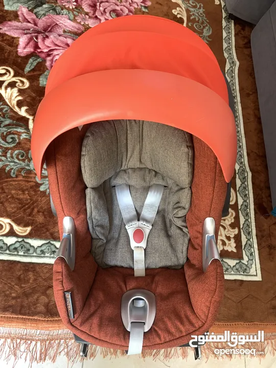 Cyber platinum car seat