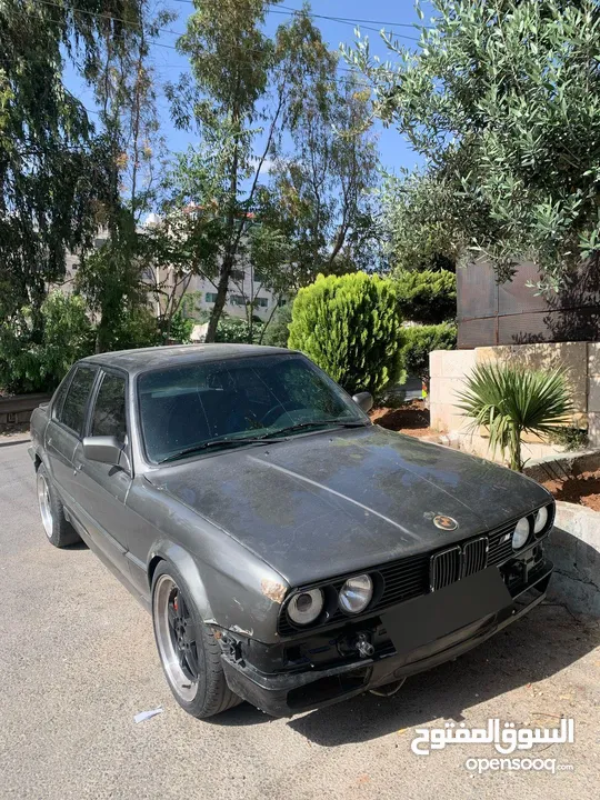 Bmw بي ام بوز نمر 1989 للبيع