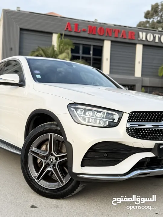 مارسيدس GLC 300E ترخيص 2022 محرك 2000 هايبرد  جير أوتوماتيك 333 حصان