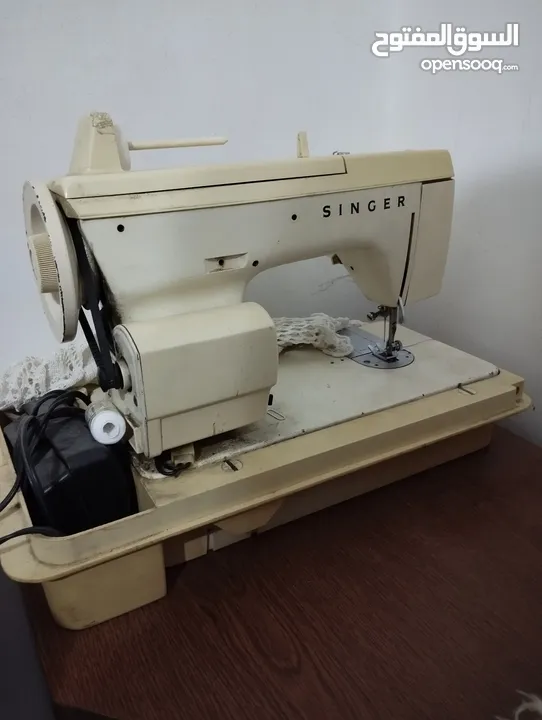 ماكينة خياطة مستعملة بحالة جيدة جدا