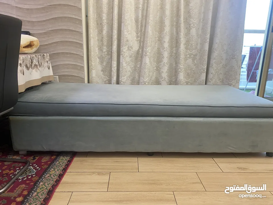 Barely used single bed