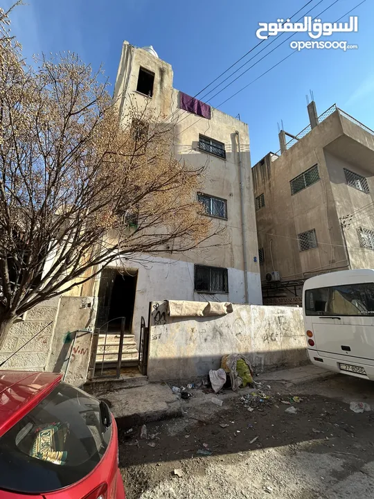 عمارة ( فرصة استثمار مناسبة) بسعر مغري مقابل جامعة البلقاء التطبيقية / خلف شركة البيبسي - كازية طيبة