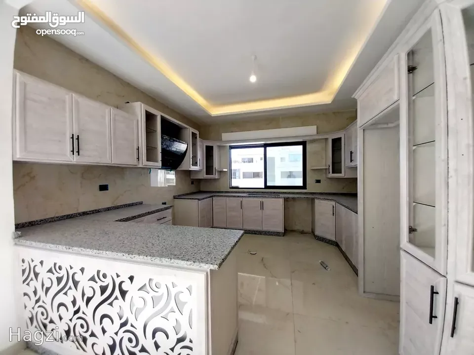 شقة للايجار في دير غبار  ( Property 33386 ) سنوي فقط