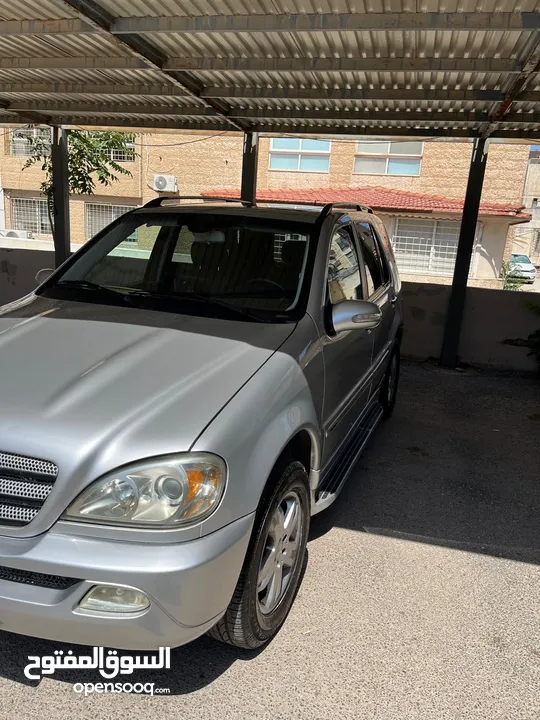 مرسيدس ML 350 موديل 2005 – بحالة ممتازة وعداد 172000 كم فقط ولم تُستخدم كثيرًا