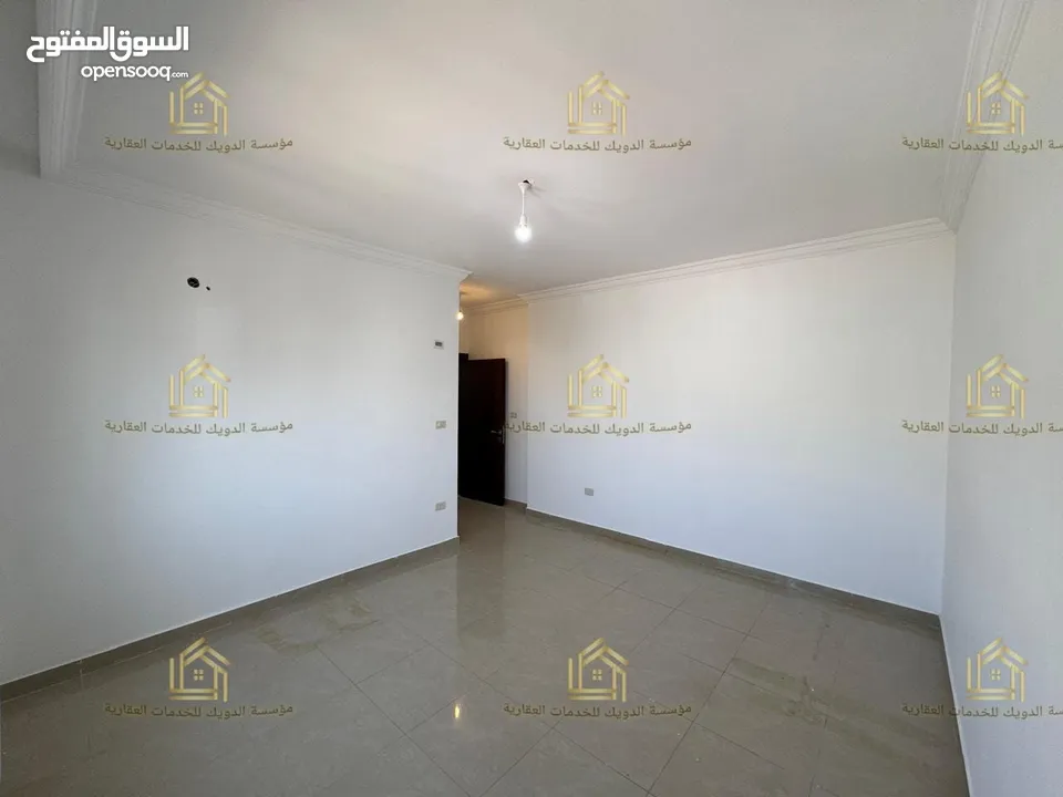 شقة سوبر ديلوكس - النخيل - 4نوم 2ماستر - 250م - بلكونتين بإطلالــــه مميزة - قرب الخدمات العامة