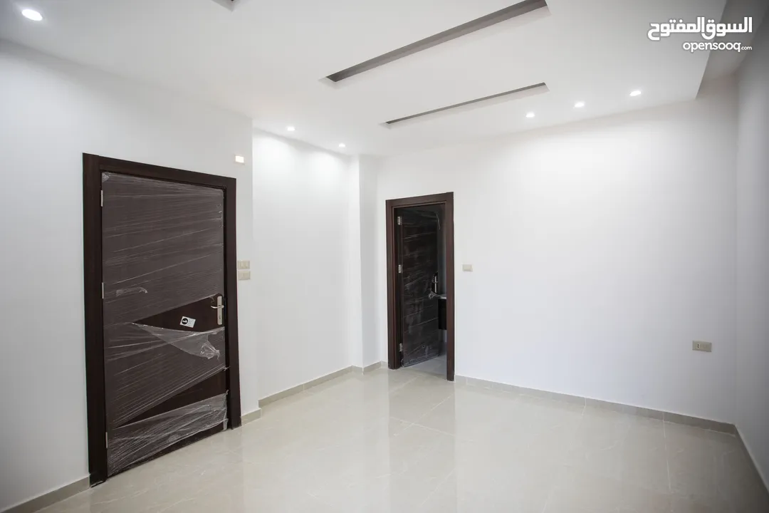 شقة للبيع في ابو علندا مساحة 121 م طابق اول من المالك مباشرة