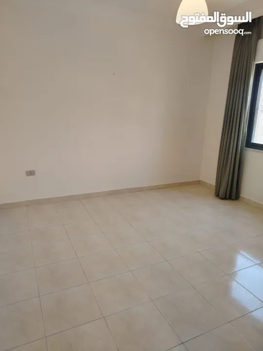شقة مميزة في أرقى واجمل مناطق عبدون