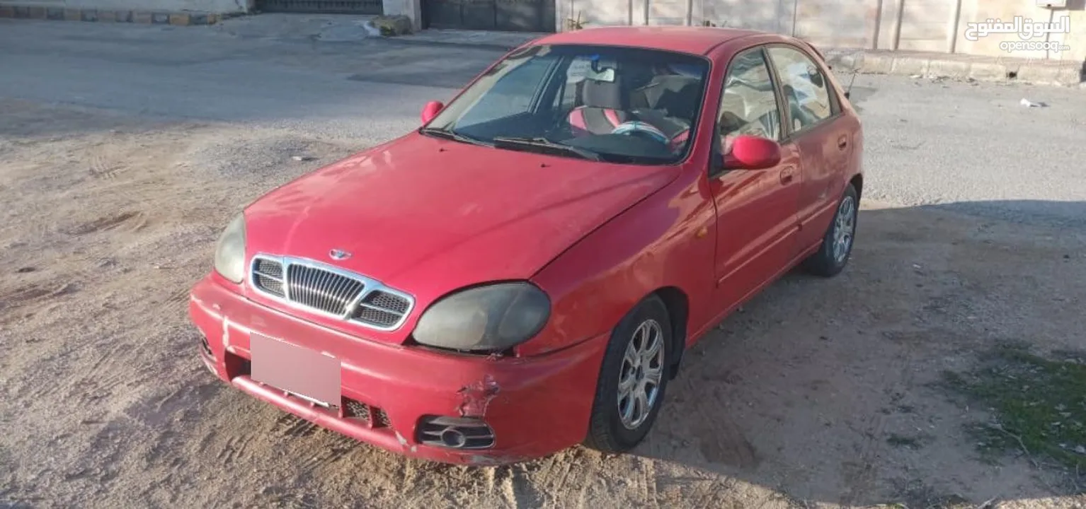 سيارة دايو لانوس هاتشباك موديل 2001