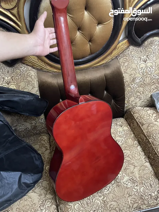قيتار للبيع