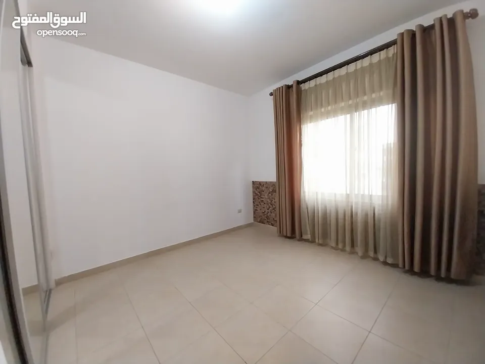 شقة غير مفروشة للإيجار 200م2 ( Property 18960 )-175072801