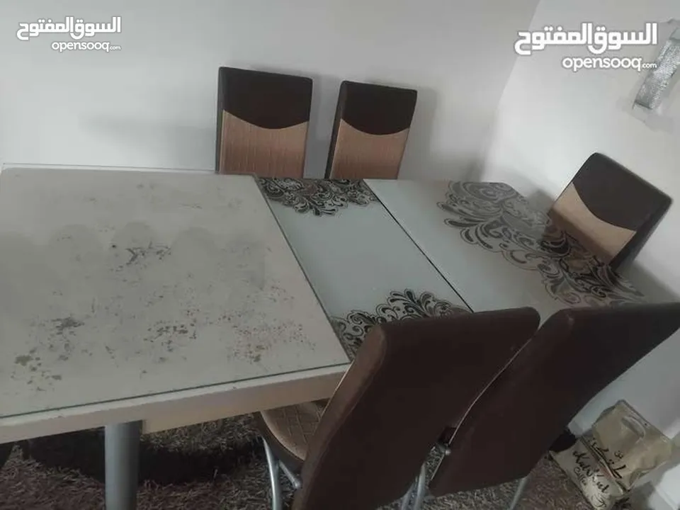 طاولة سفرة مستعملة 6 كرااااسي ،،،،،،،،،،،،،،،،