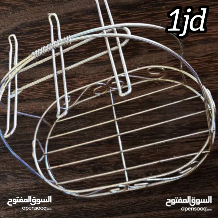 أغراض مستعمله للبيع كلهم ب 10