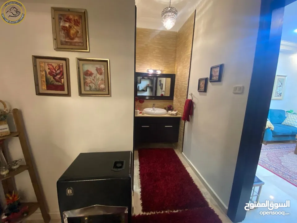 شقة أرضية فاخرة للبيع في خلدا العوجانية  - قرب جامع الهمشري 200م مع ترس امامي 70م تشطيب سوبر ديلوكس