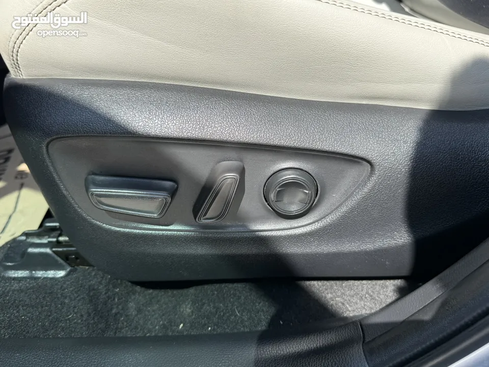 تويوتا RAV4 ترخيص 2022 محرك 2500 هايبرد