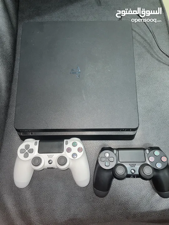 PlayStation 4 slim