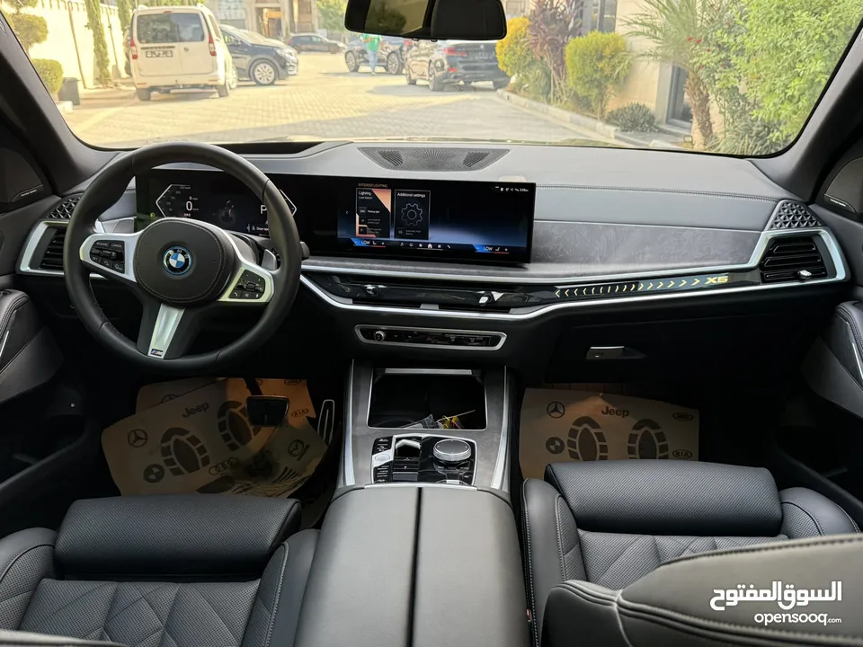 BMW X5 50e ترخيص   محرك 3000 هايبرد plug in/يقطع على الشحنه 100 كيلو متر