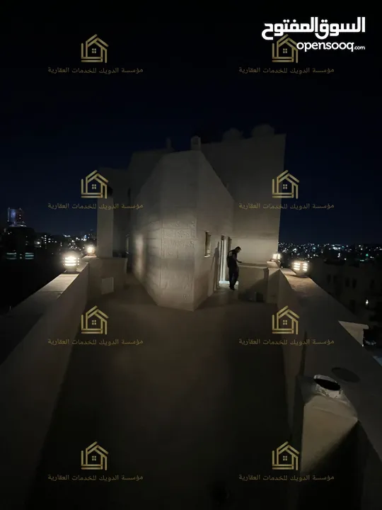 شقة مفروشة فاخرة ثالث مع روف جديد لم يسكن أرقى واجمل مناطق عبدون