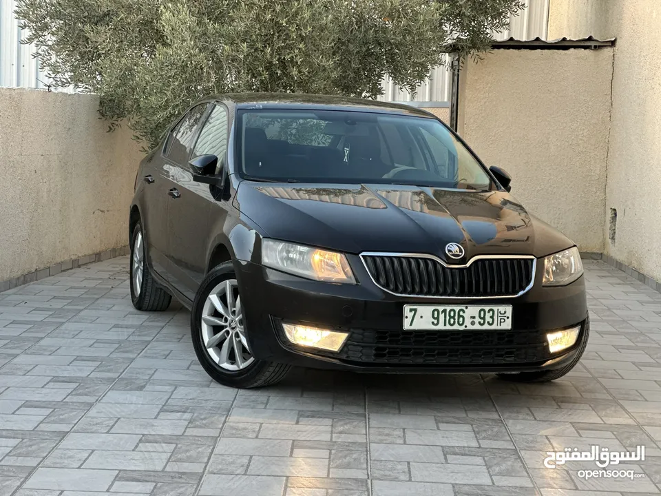 سكودا اوكتافيا 2015 جير عادي ماطور 1600 تيربو ديزل