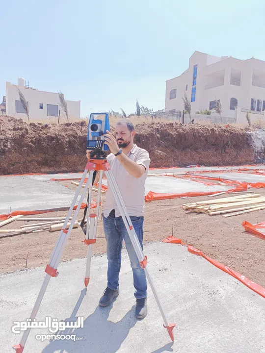 مكتب المهندس يوسف الكوفحي لكافة الأعمال المساحية ((مساح مرخص))