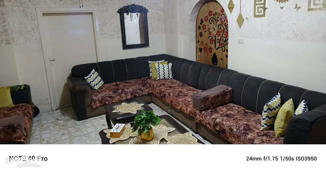 عفش بيت للبيع
