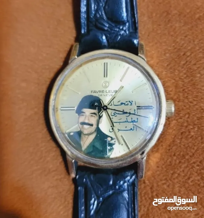 ساعات قديمه مخزنه