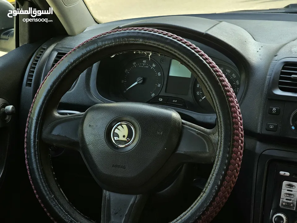 SKODA FABIA 1.4 سكودا فابيا للبيع