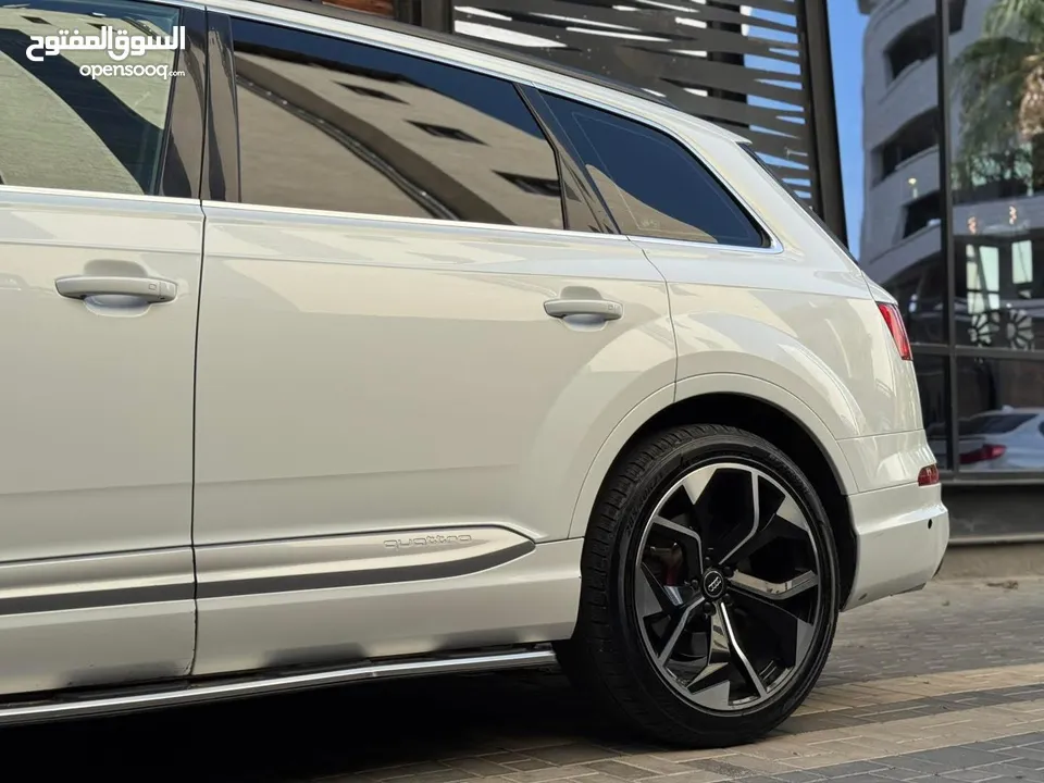 Audi Q7 Sline