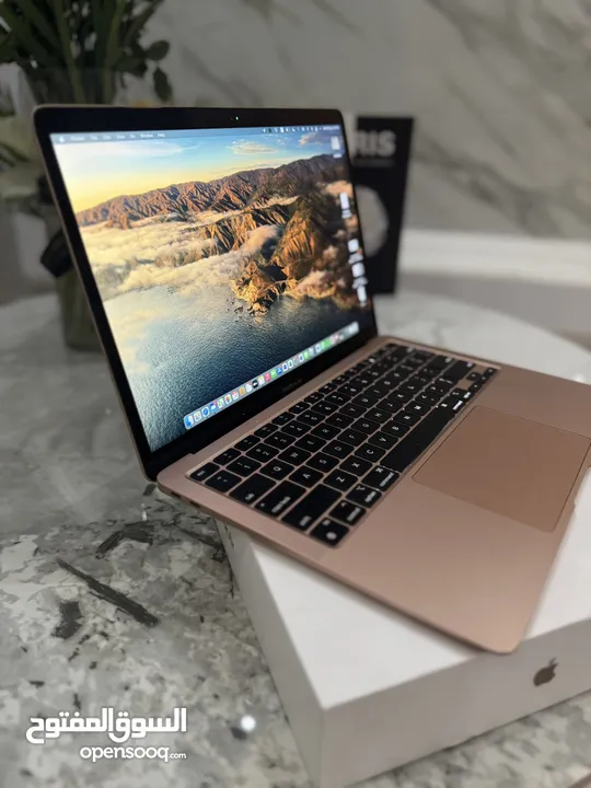 13-inch MacBook Air with Apple M1 chip