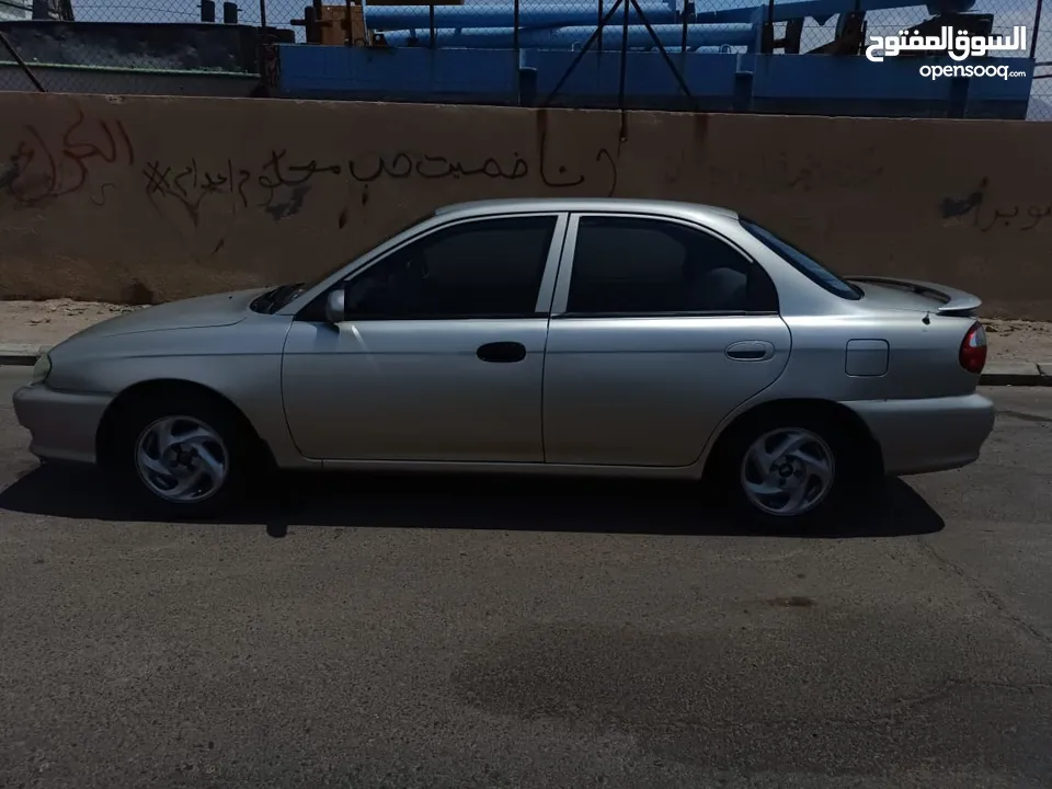 كيا سيفيا 2 بحالة ممتازة للبيع