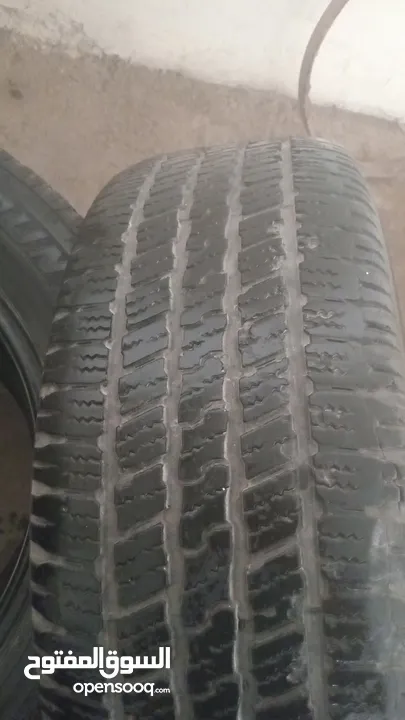 كوشوك 275\60 R20 مستعمل نظيف للبيع