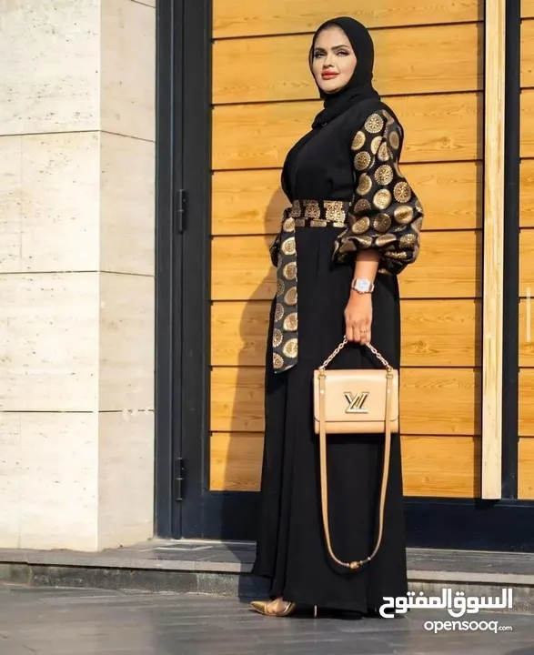 فستان مع بشت تطريز اماراتي فخامة - (214744528) | OpenSooq