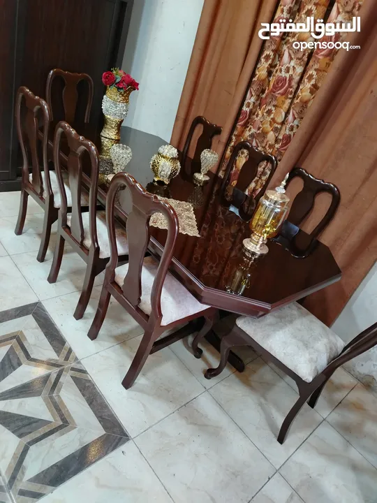 طاولة سفره مودن من أحداث الموديلات تفصيل