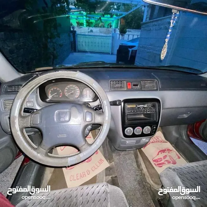سيارة هوندا CR-V 2001