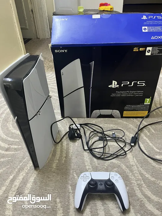 Ps5 مستعمل 4 شهور فقط