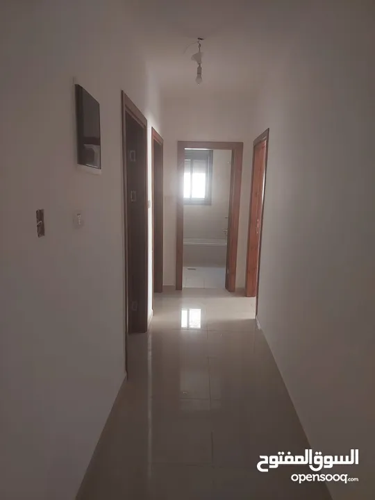 شقه مدخل خاض خلف مستشفى رام الله