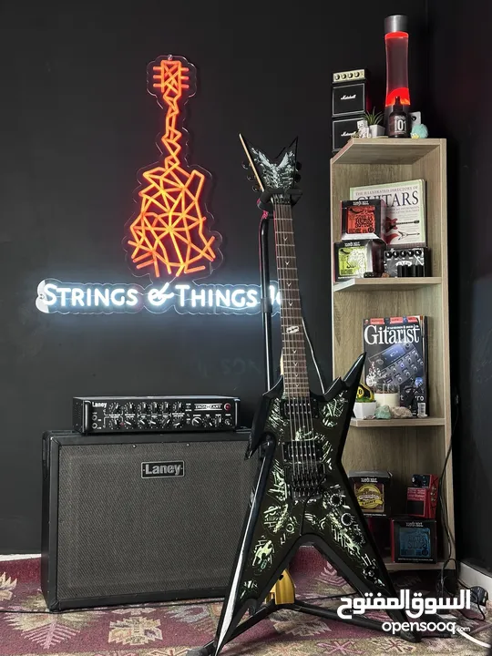 Dean Razorback Signature Dimebag Floyd Bio Mech Electric Guitar with Case - 400 JDs
