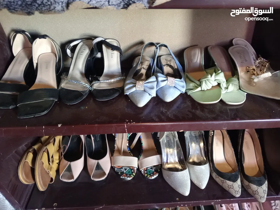 احذية اشكال الوان كلو مستعمل بحالة جديدة