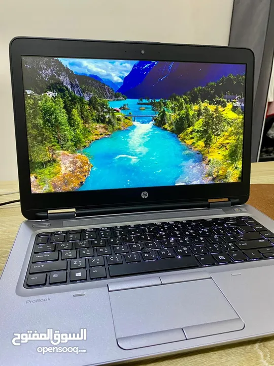 لابتوب hp من الجيل السابع C i5 مستخدم فترة جدا بسيطة  نظافة جديد مع ملحقاته كامل    السعر 235 قفل