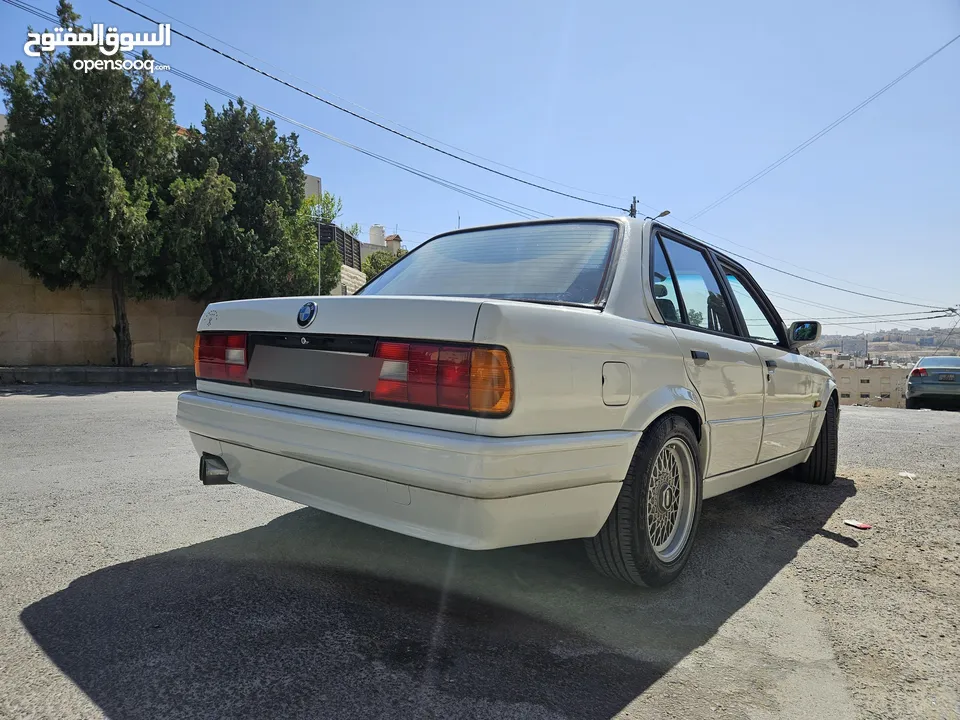 بوز النمر مواصفات كاملة . 1990 E30 M-technic II. كل اشي راكب أصلي BMW