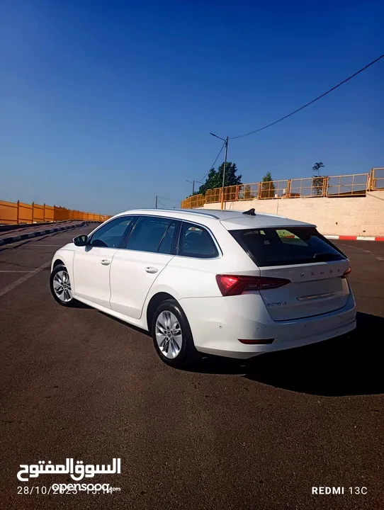 سكودا ستيشن بالكرتونه يد اولى استيراد