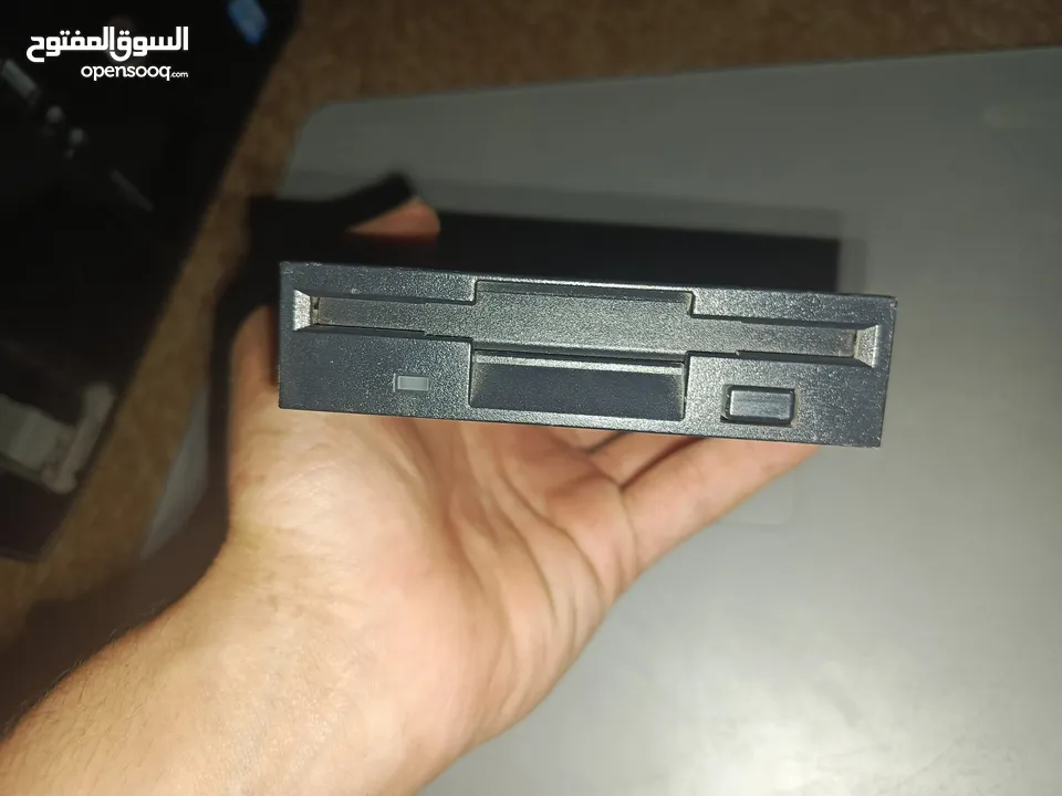 قارئ اقراص DVD مستعمل بحاله ممتازه للبيع